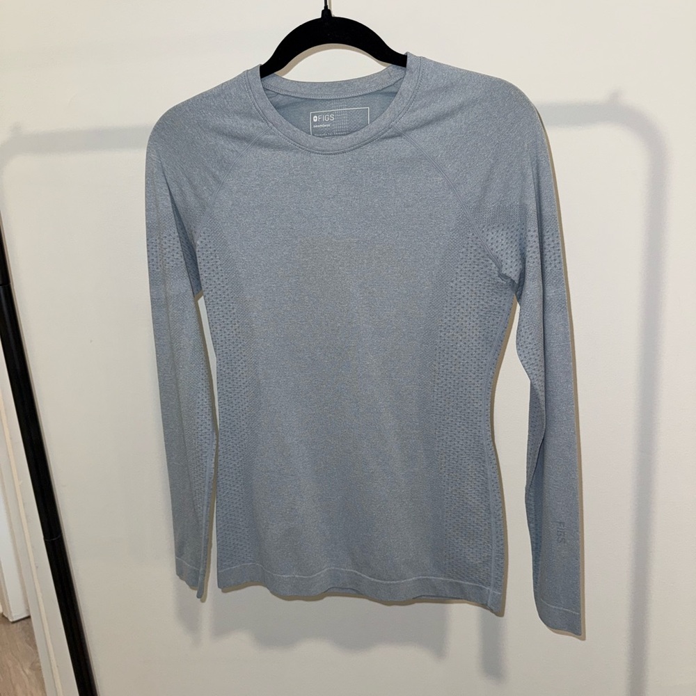 Figs Women’s Dusty Blue Salta Seamless Long sleeve Underscrub